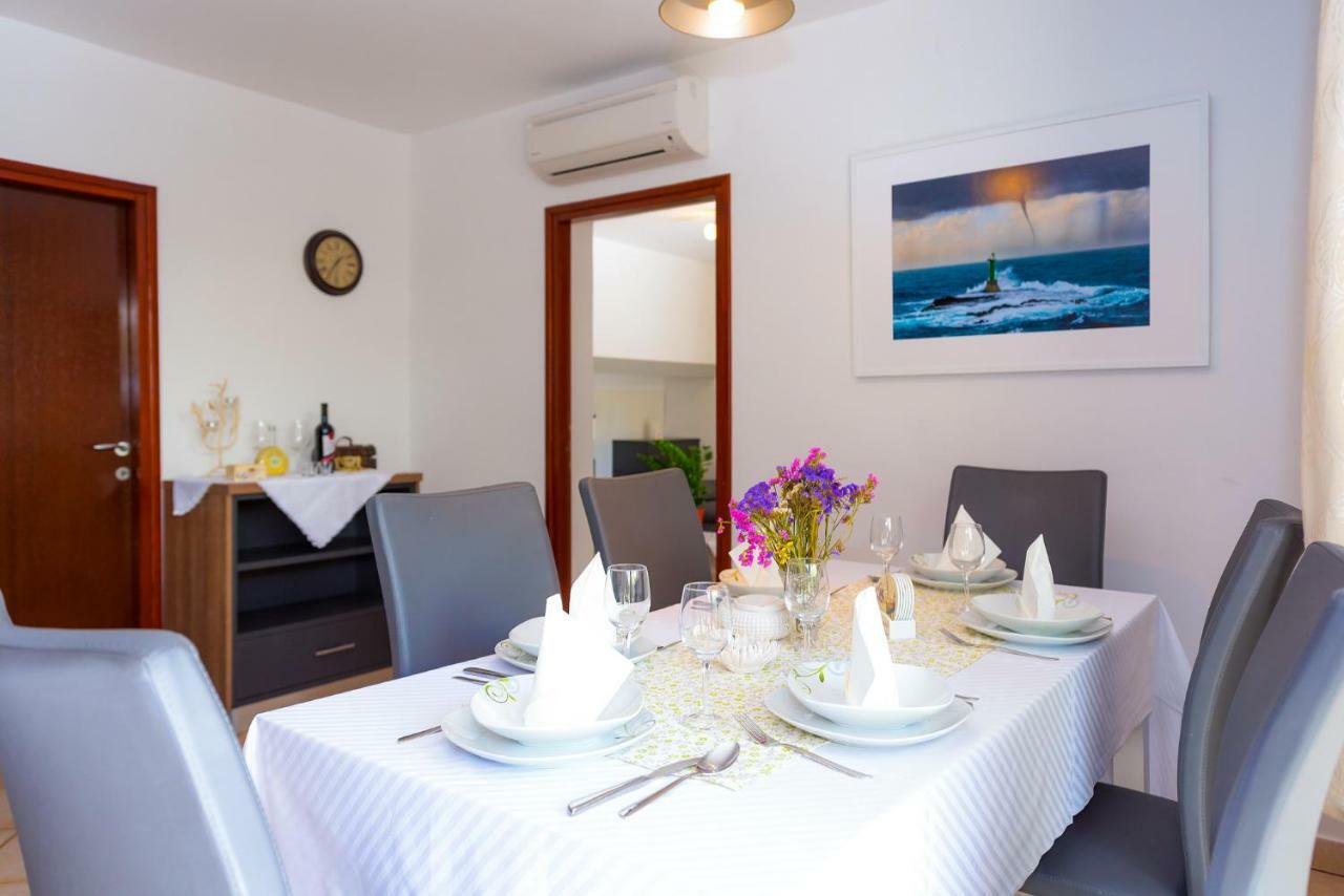 Villa Divna ซาบอริซ ภายนอก รูปภาพ